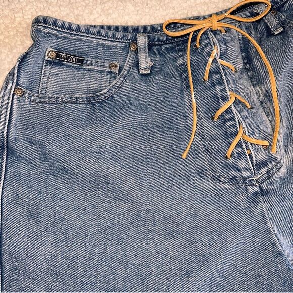 Vintage Revolt Jean Shorts Lace Up Front Size 16 Raw Hem High Waist Rigid Cotton - Picture 8 of 11